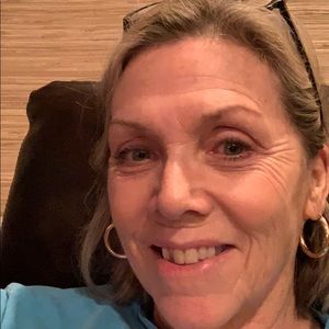 Meet your Posher, Ellen